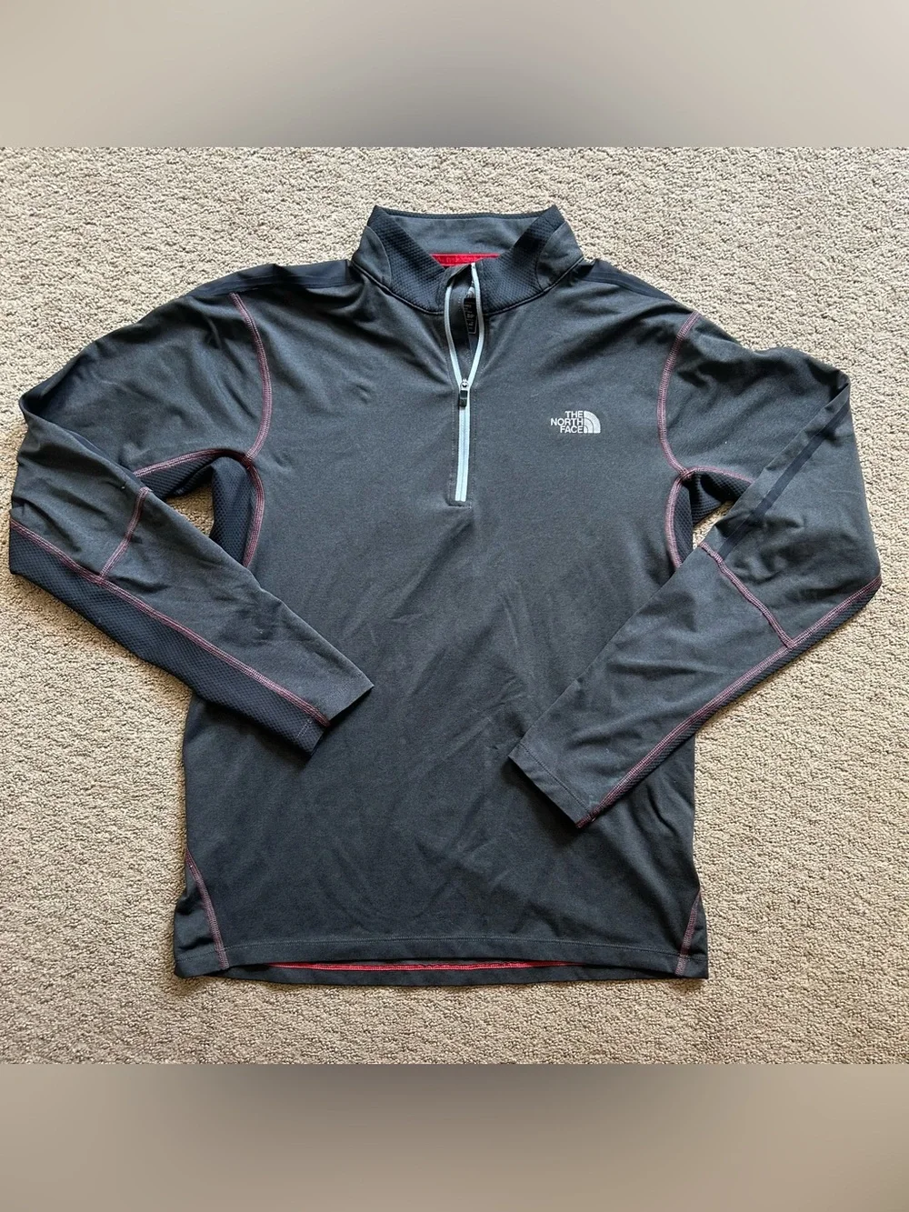 The North Face Pullover FlashDry 1/4 Quarter Zip Shirt charcoal Logo Small